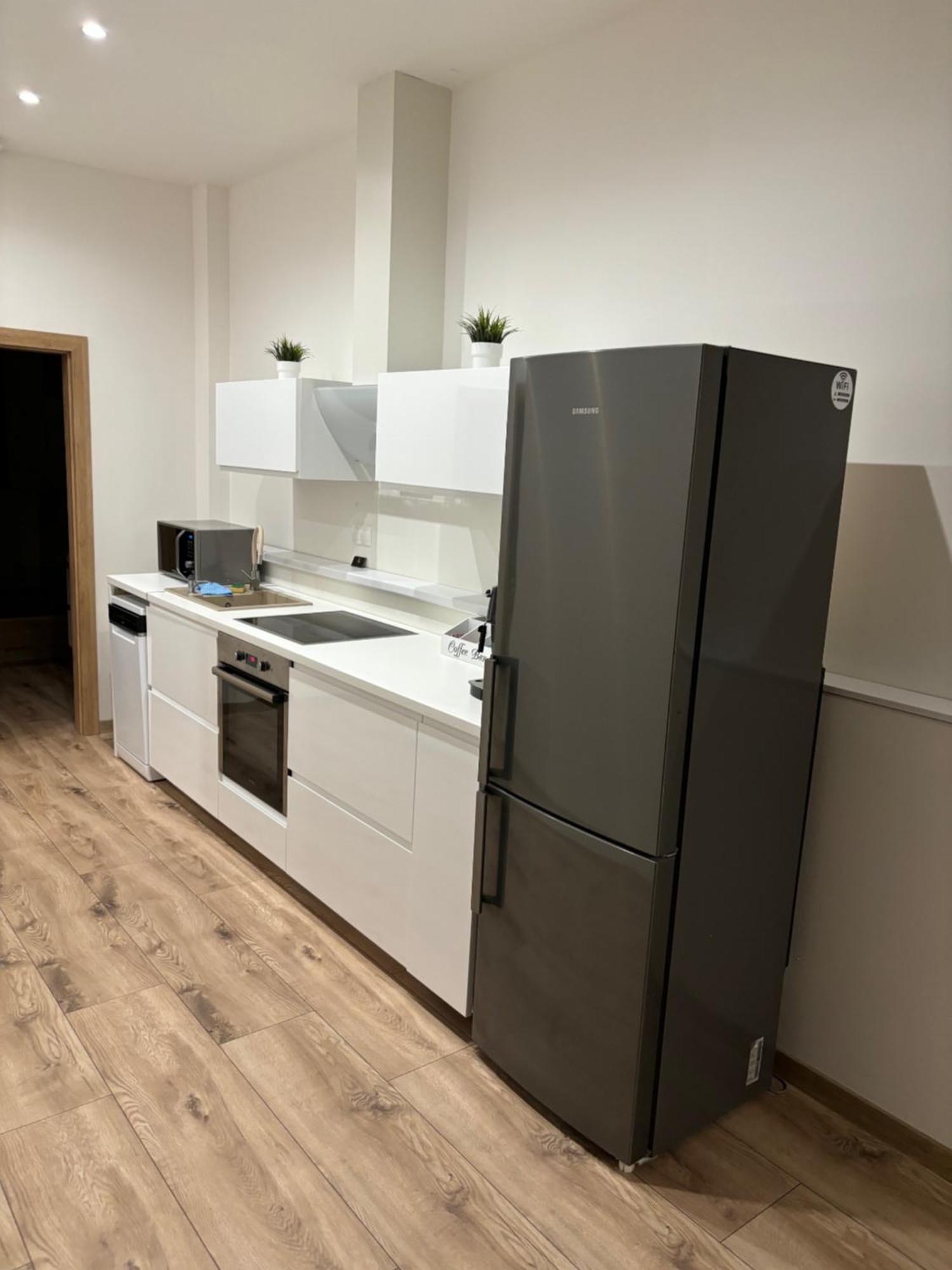 City Apartment - Michalovce Bagian luar foto